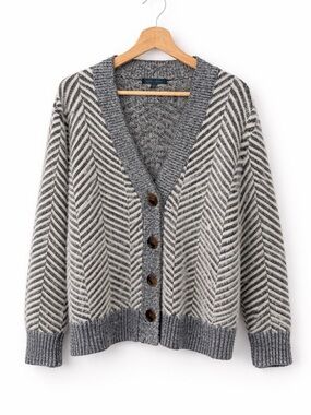 Select + Trend Chunky Chevron Fuzzy Button-Front Cardigan - Women’s L